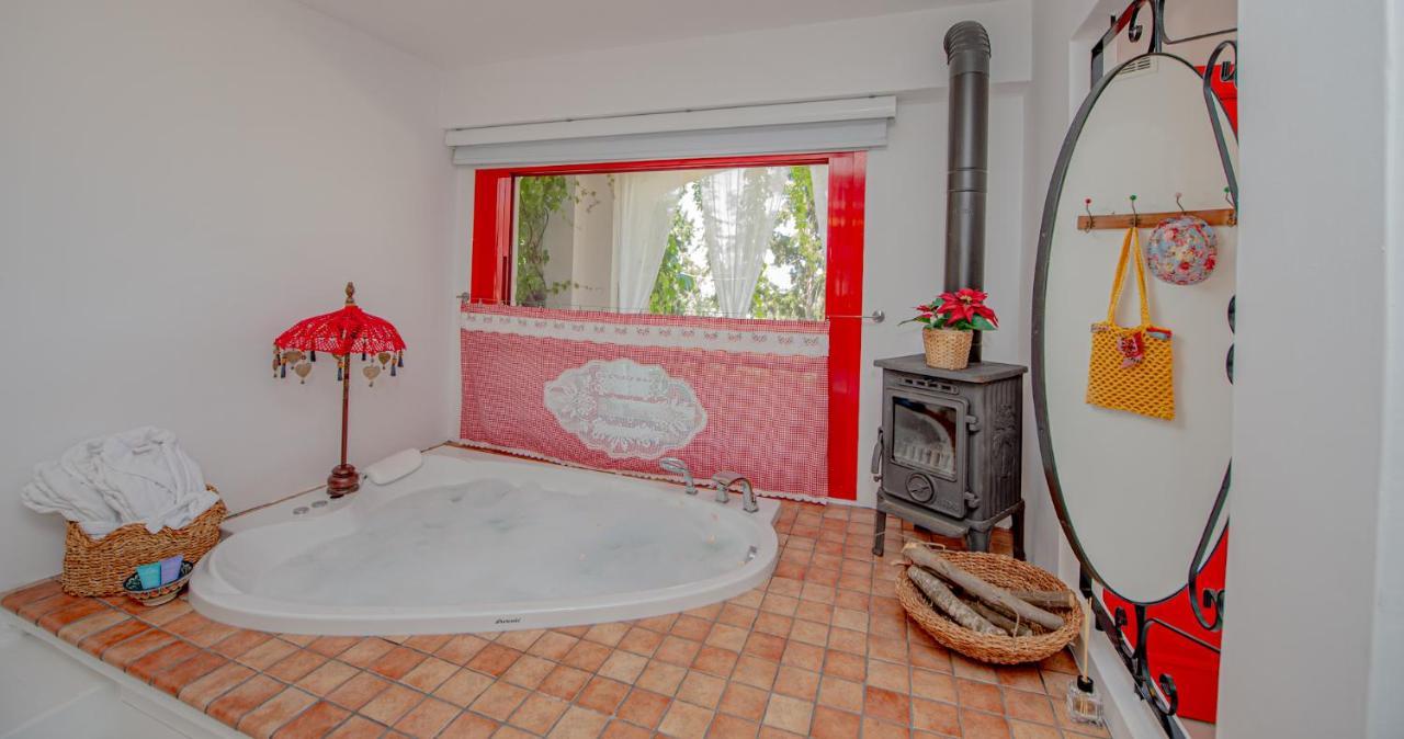 Villa Taraca Alacati Romantik Otel (Adults Only) Exterior photo
