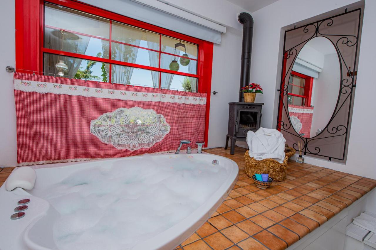 Villa Taraca Alacati Romantik Otel (Adults Only) Exterior photo