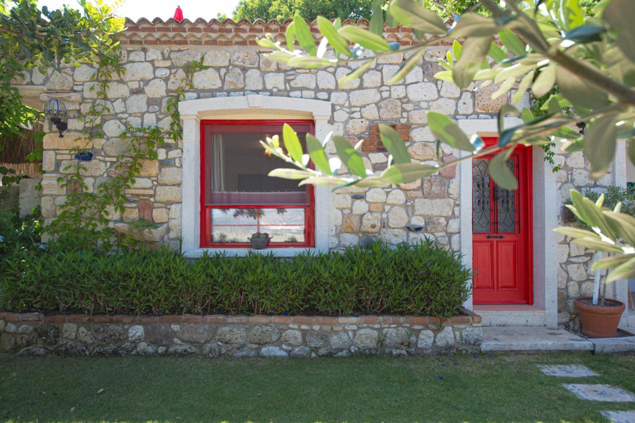 Villa Taraca Alacati Romantik Otel (Adults Only) Exterior photo