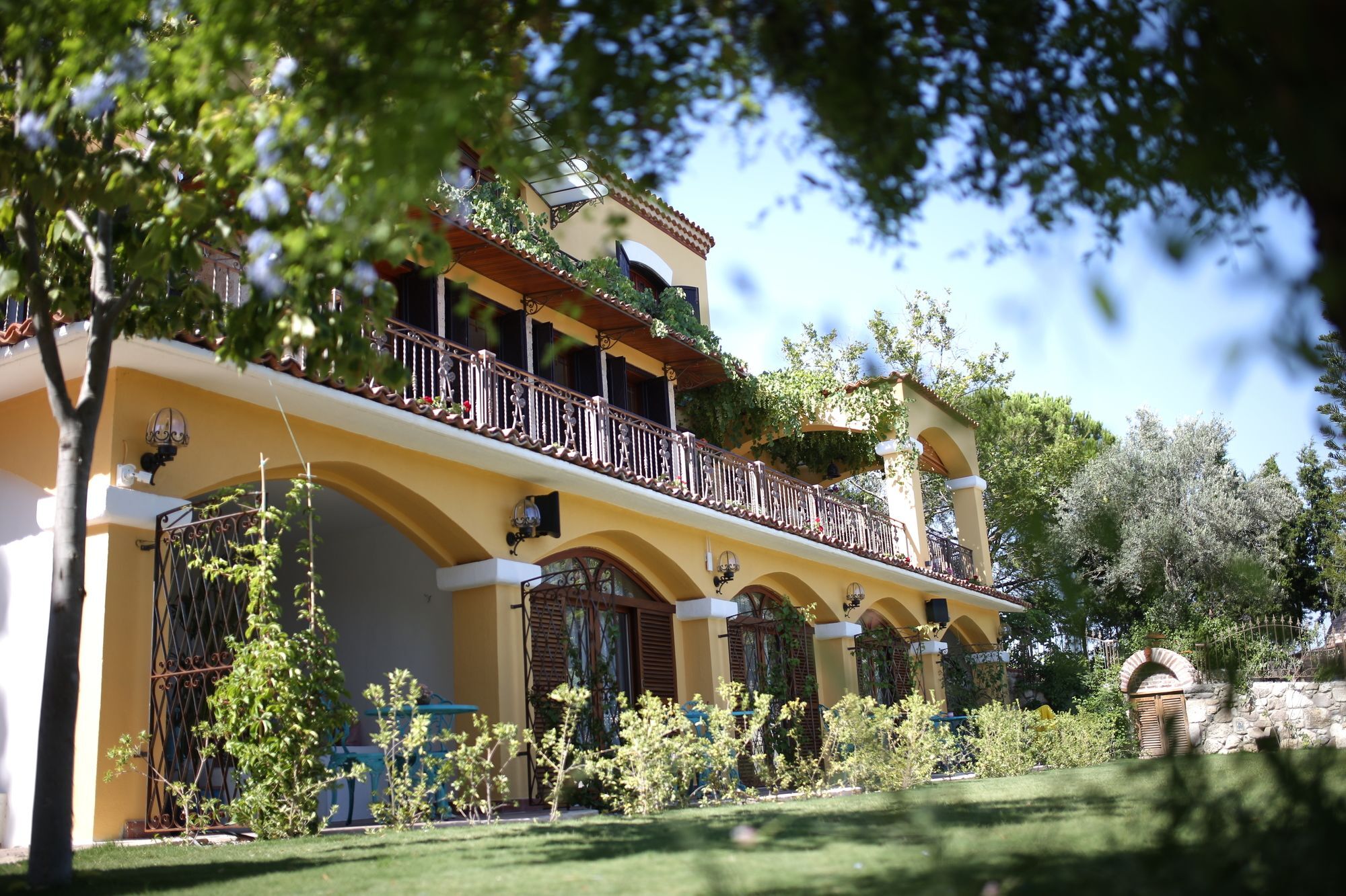Villa Taraca Alacati Romantik Otel (Adults Only) Exterior photo